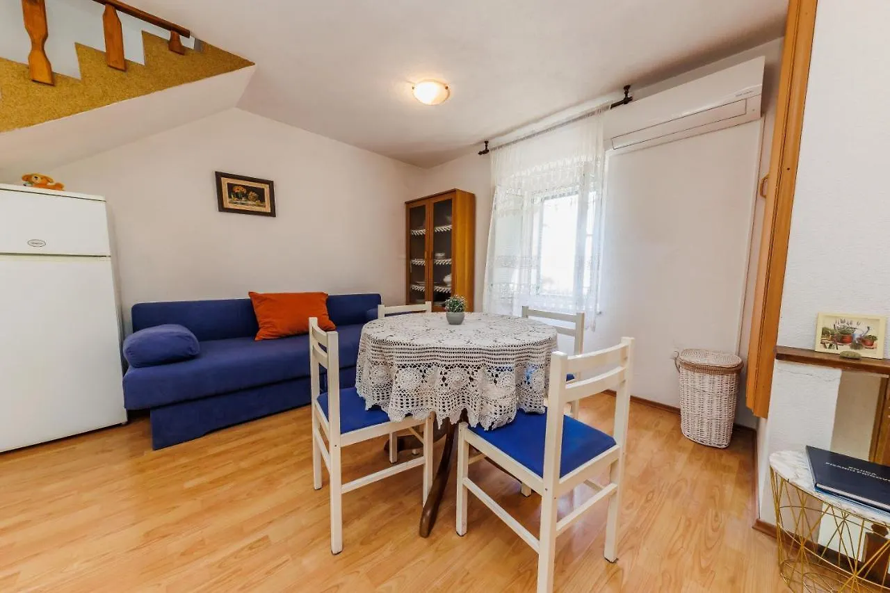 Apartman Luca Kaštela 0*,  Kroatien
